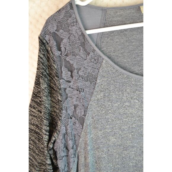 LOGO Lori Goldstein Women's Large Gray Color Block Tunic with Lace Accents - Picture 12 of 16